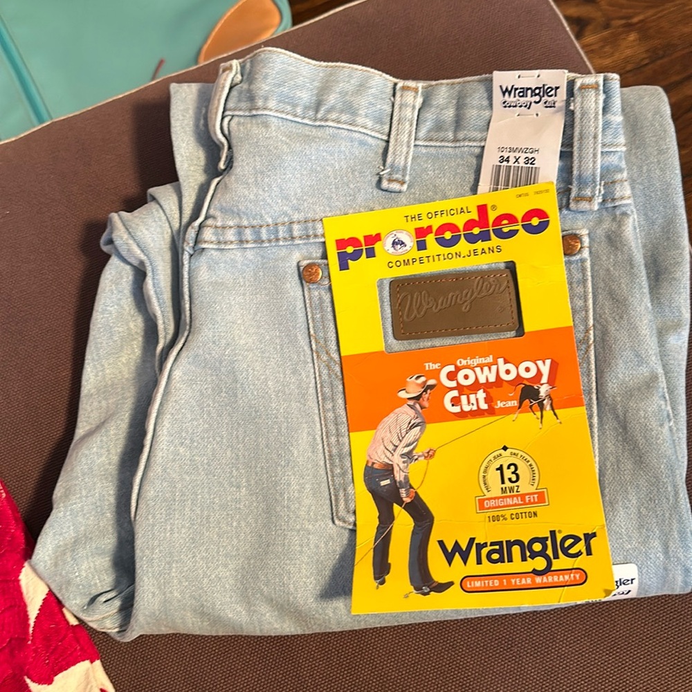 Wranglers cowboy cut original fit jeans size 34 x 32